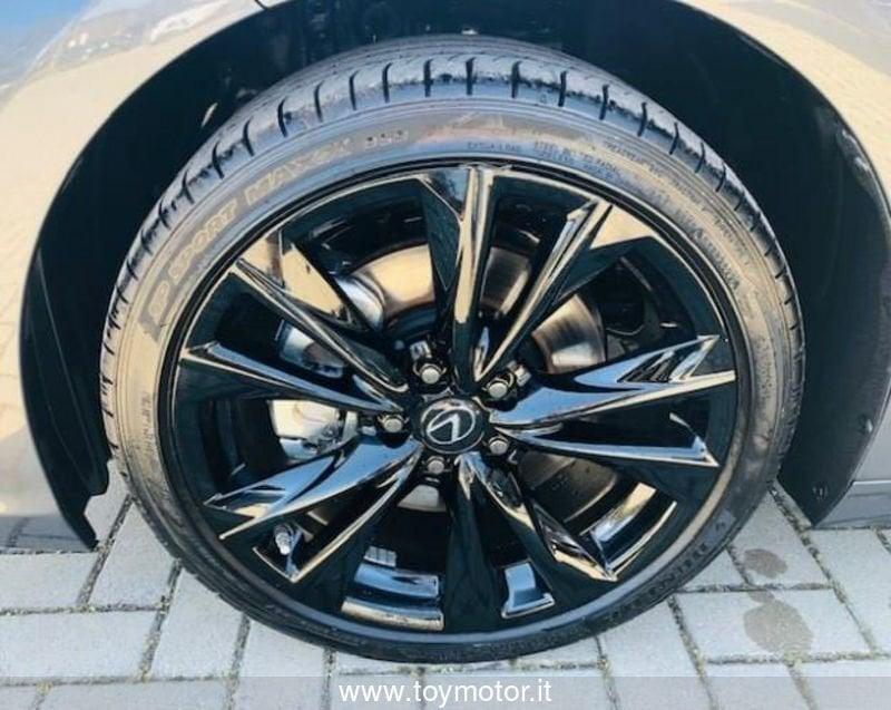 Lexus ES (2018-) Hybrid Design