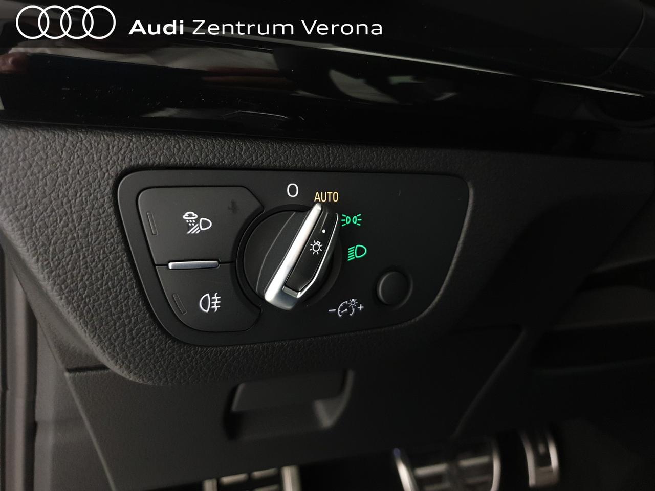 Sportback 40TDI 204CV quattro Str Identity Black