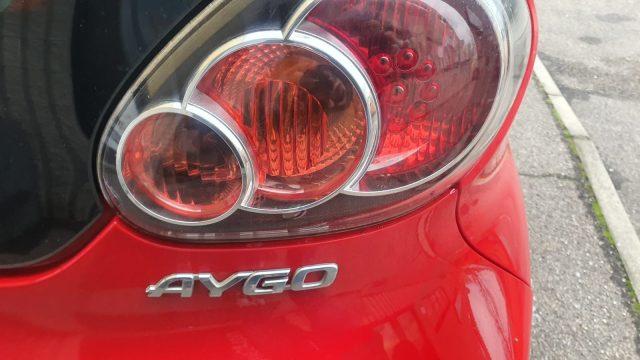 TOYOTA Aygo 1.0 12V VVT-i 3 porte Orange Connect NEOPATENTATI