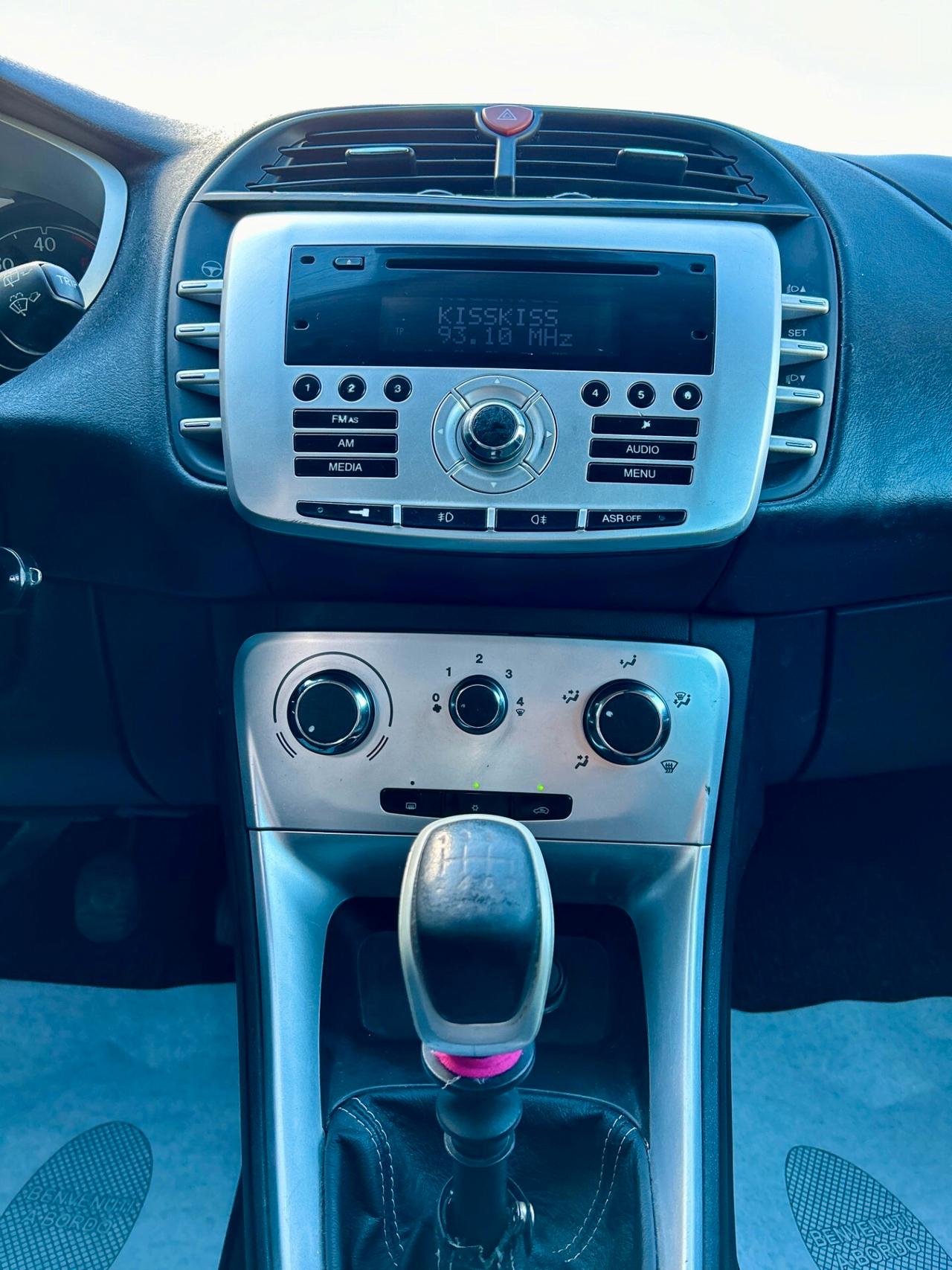 Lancia Delta 1.6 MJT DPF Platino - OK NEOPATENTATO