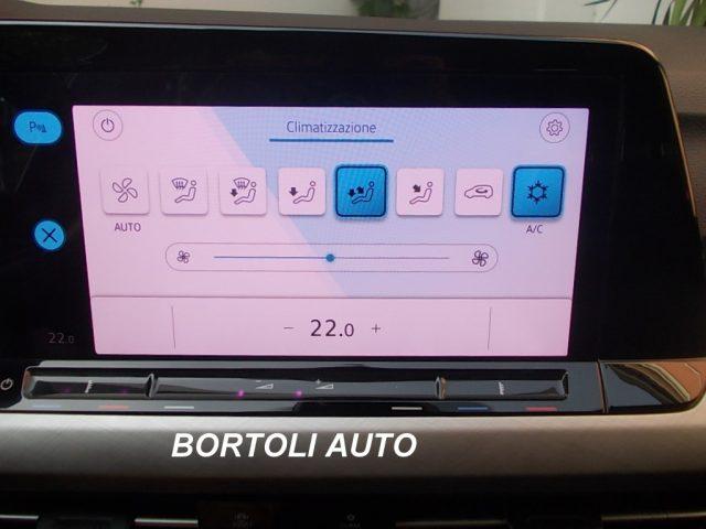 VOLKSWAGEN Golf 1.0 eTSI 14.000 KM EVO DSG LIFE AUTOMATICA