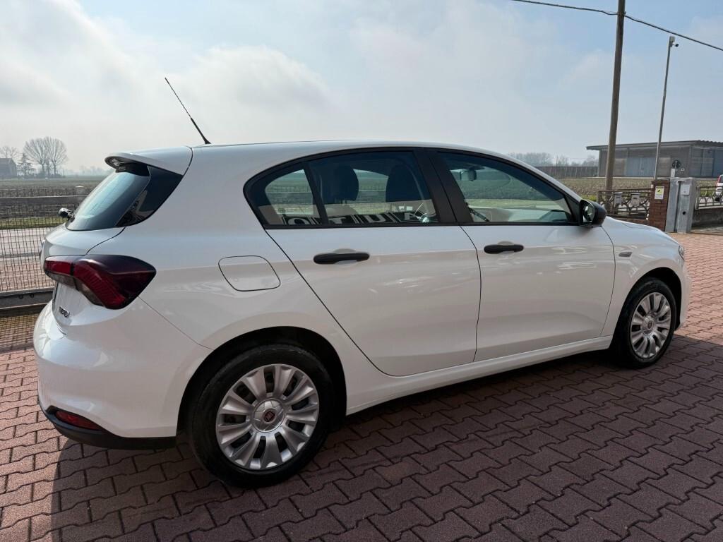 Fiat Tipo 1.3 Mjt S&S 5 porte Easy