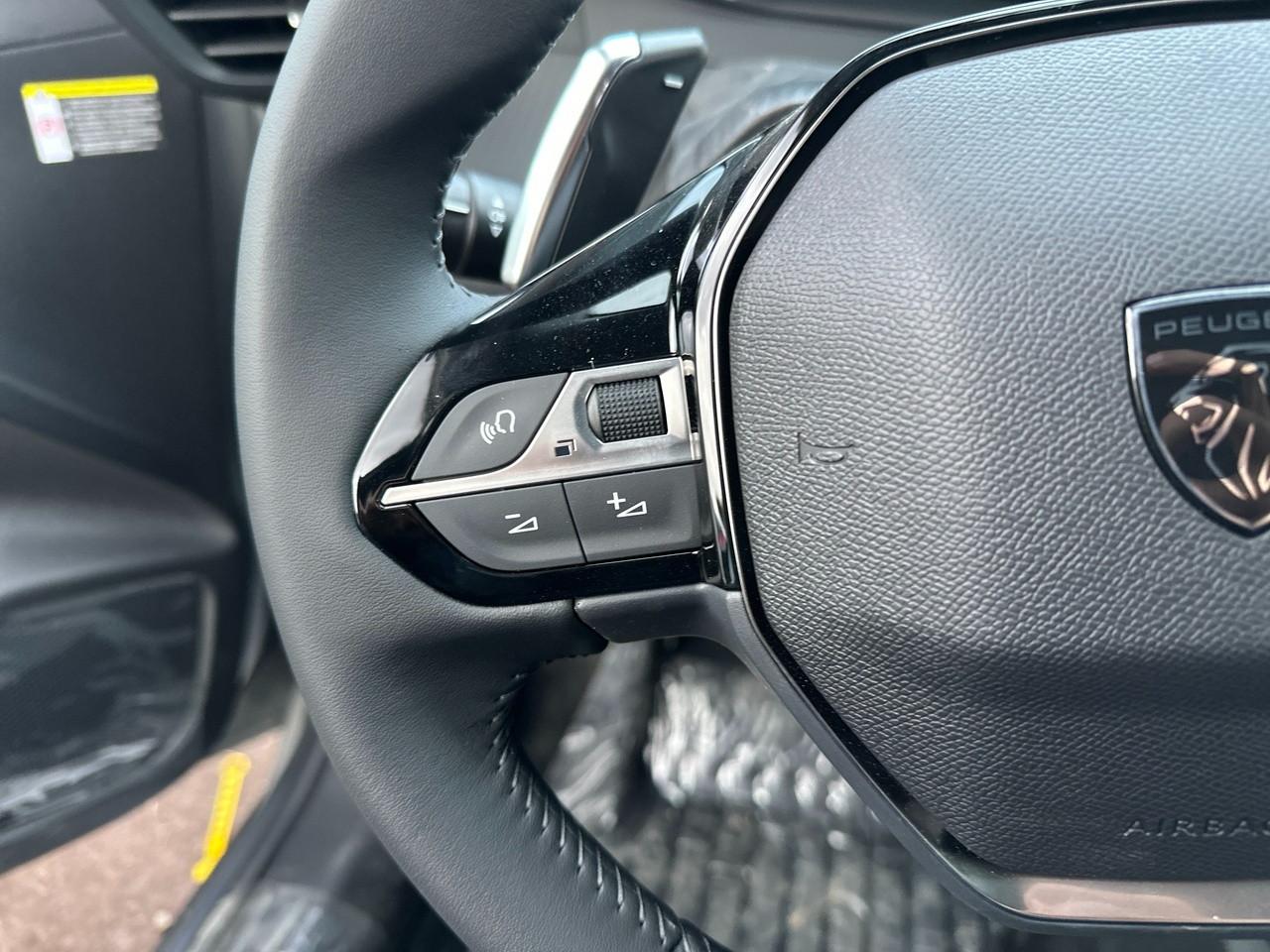 PEUGEOT 208 II 2023 - 208 1.2 hybrid Allure 110cv e-dcs 6