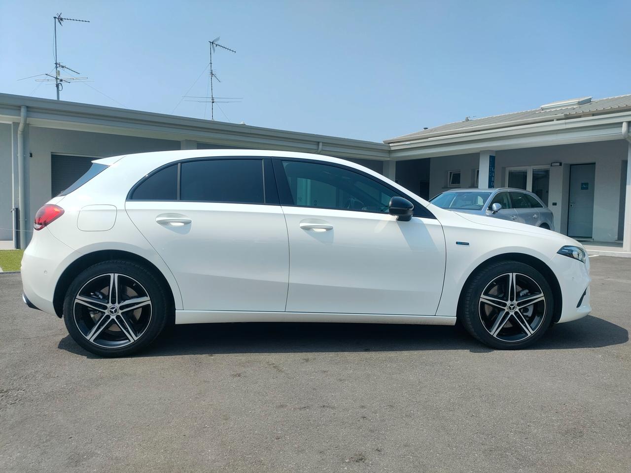 Mercedes-benz A 250 A 250 e Automatica EQ-Power Business NEOPATENTATI