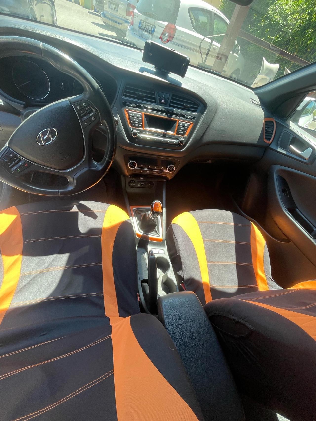 Hyundai i20 Coupé 1.4 CRDi 3 porte Sport