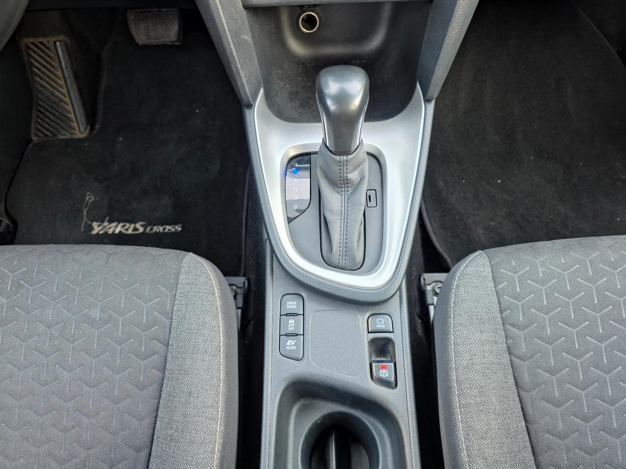 Toyota Yaris Cross 1.5 Hybrid 5p. E-CVT Business E6 Automatica NEO 2022