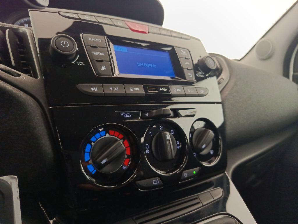LANCIA Ypsilon 3ª serie - Ypsilon 1.2 69 CV 5 porte S&S Elefantino