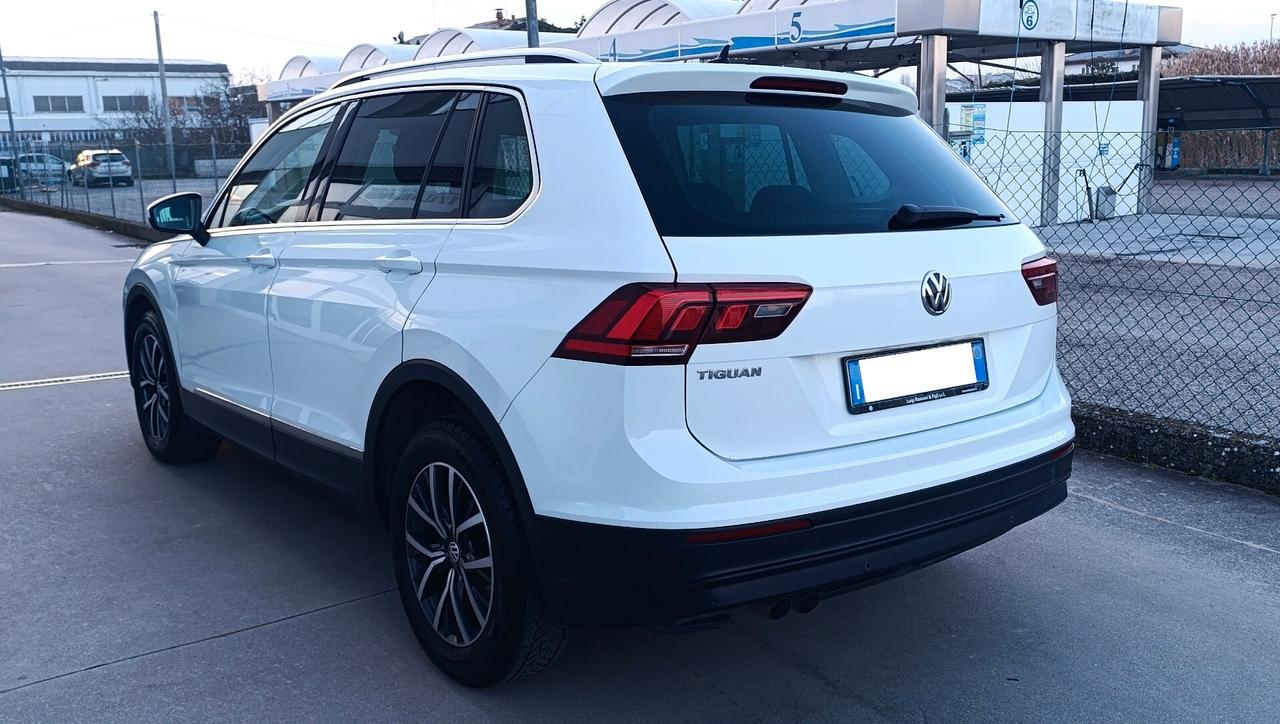Volkswagen Tiguan 1.6 TDI 115cv Business - Uniproprietario - Service Volkswagen
