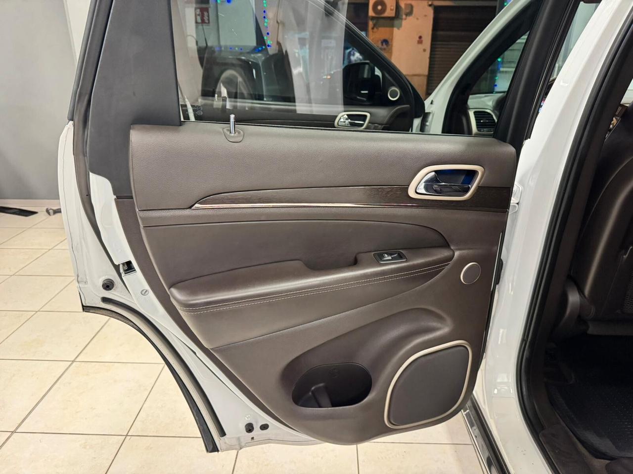 Jeep Grand Cherokee 3.0 V6 CRD 250 CV Multijet II Summit