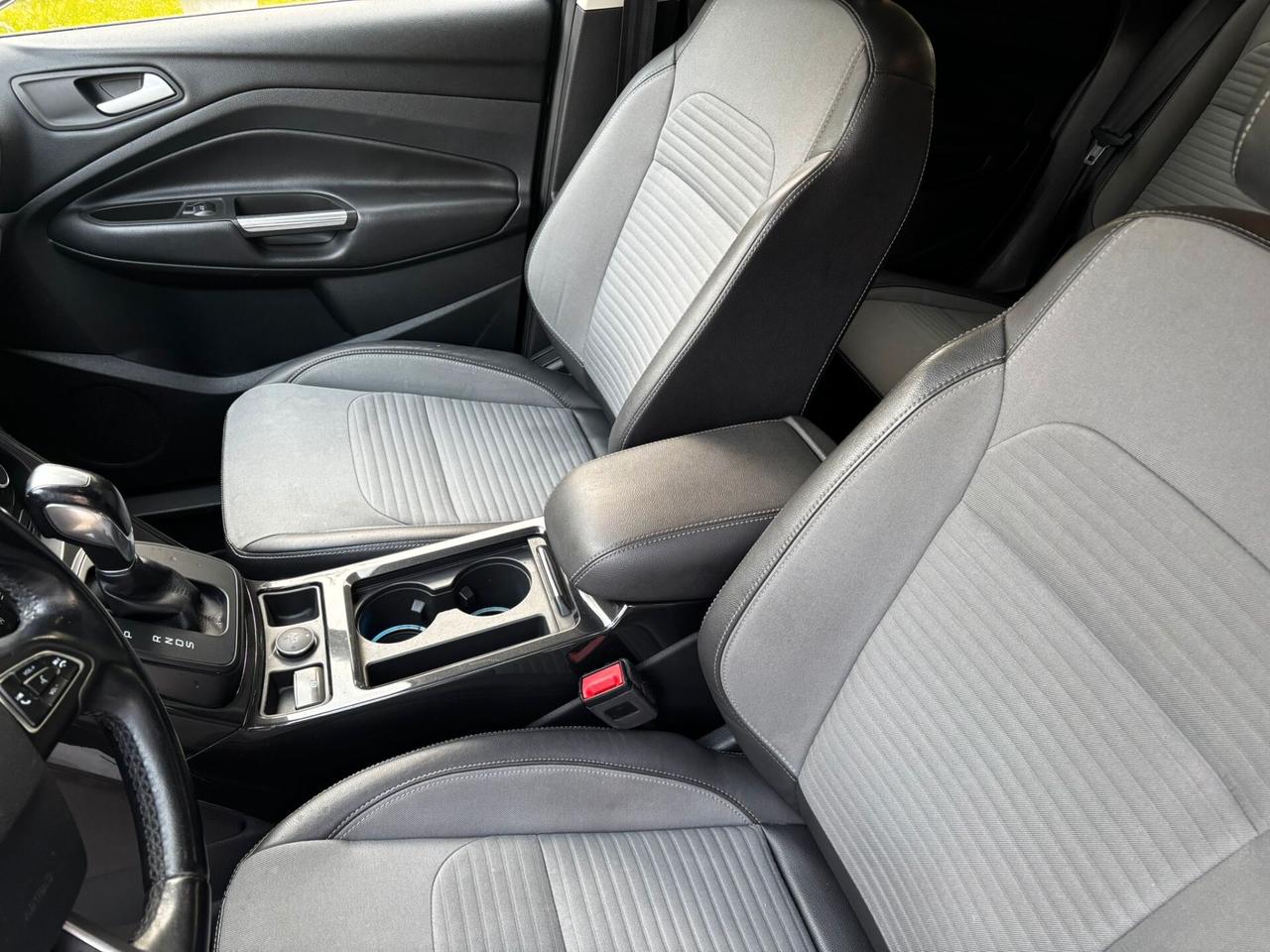 Ford Kuga 2.0 TDCI 150 CV S&S 4WD Titanium CAMBIO AUTOMATICO UNIPROPRIETARIO PERMUTABILE