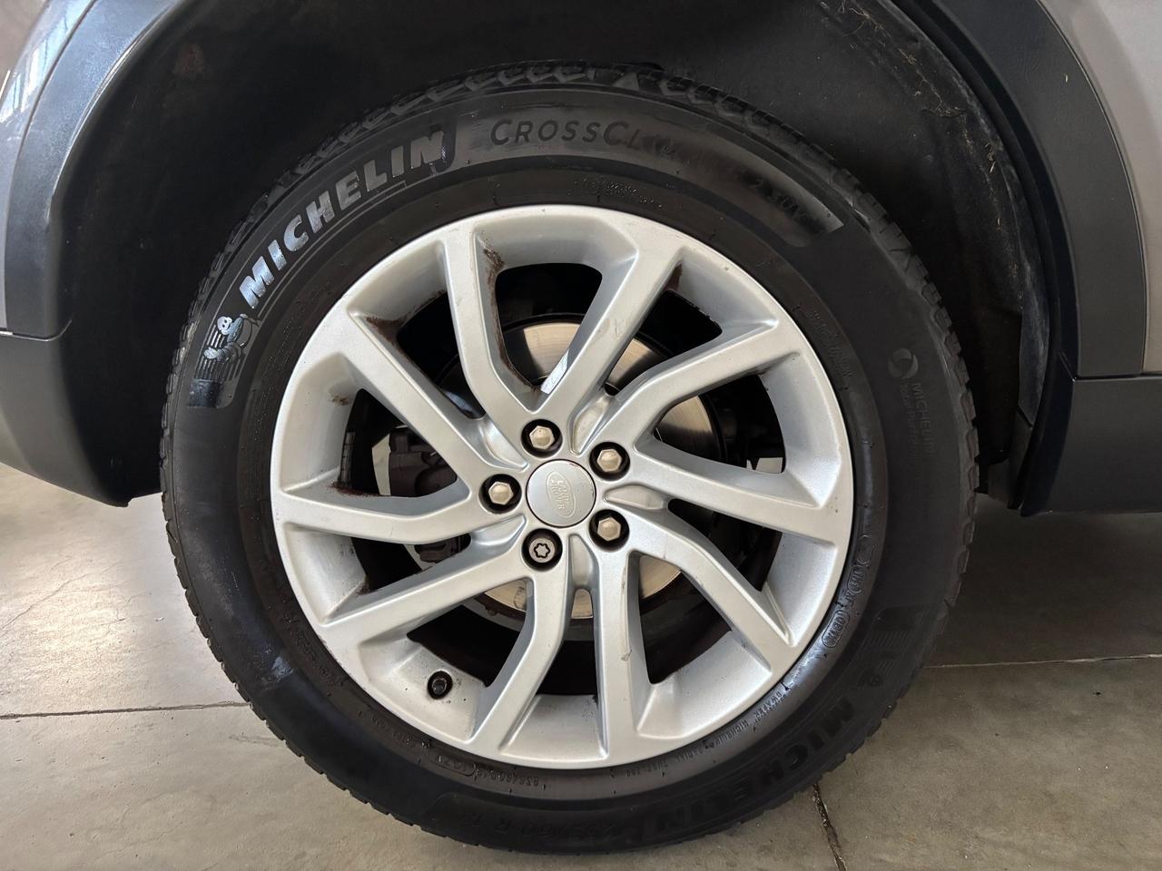 Land Rover Discovery Sport 2.0 TD4 HSE LUXURY