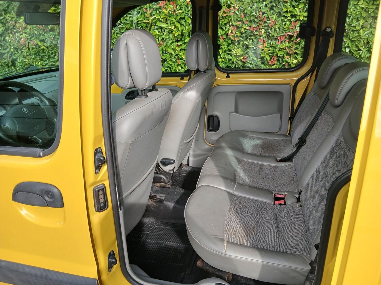 Renault Kangoo 1.9 dCi 4x4 5p. Privilège con GANCIO TRAINO