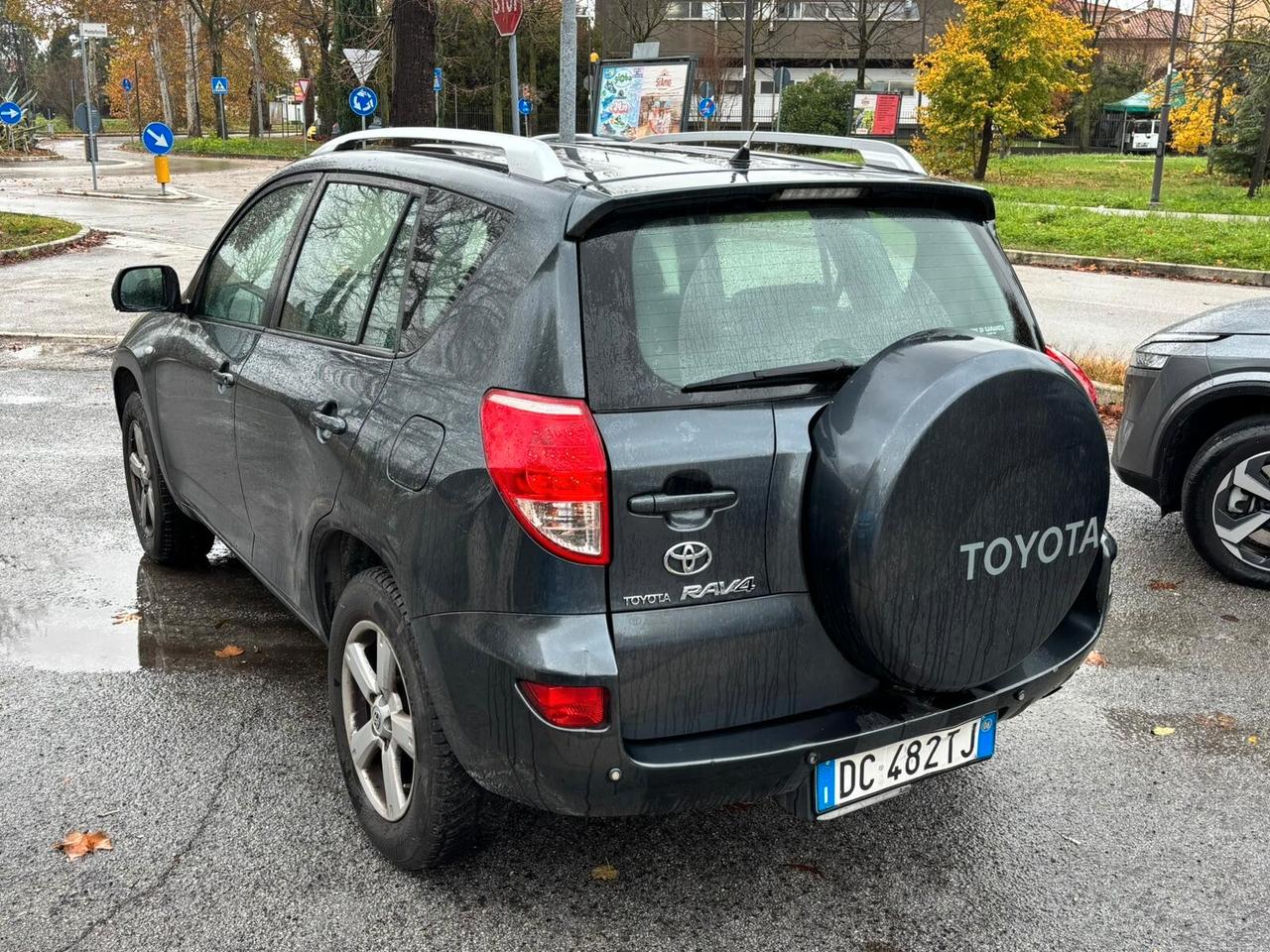 Toyota RAV 4 RAV4 2.2 D-4D 136 CV Luxury