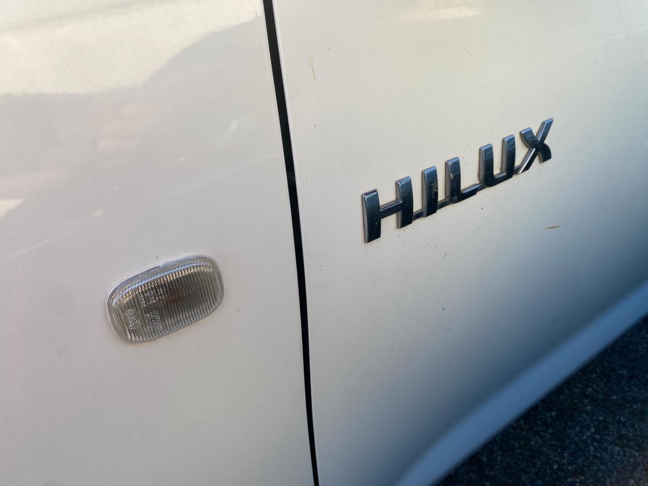 Toyota Hilux 2.5 D-4D 2WD Cassonato....