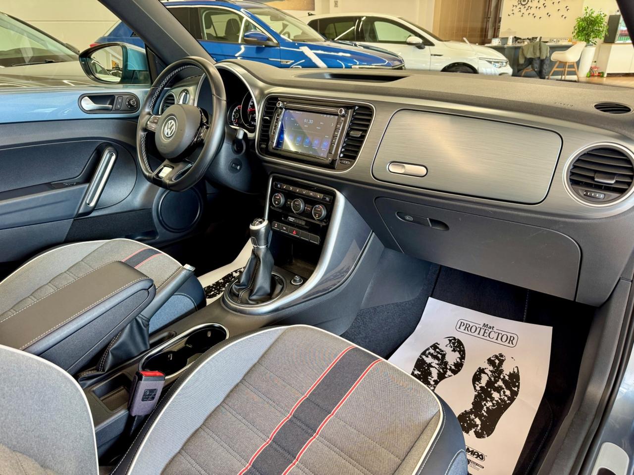 Volkswagen Maggiolino Cabrio DENIM EDITION 29.000 KM