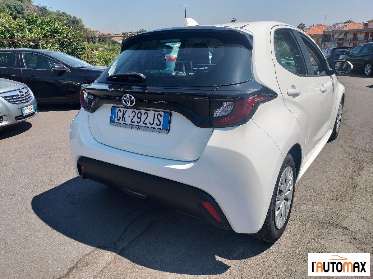 TOYOTA - Yaris 1.0 Business