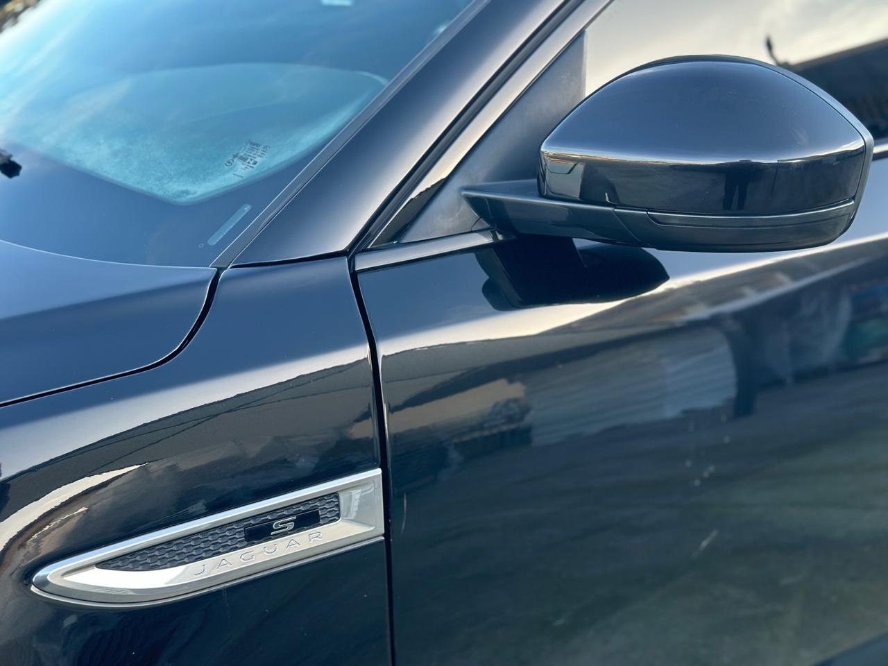 Jaguar E-Pace 2.0D 180 CV AWD R-Dynamic S