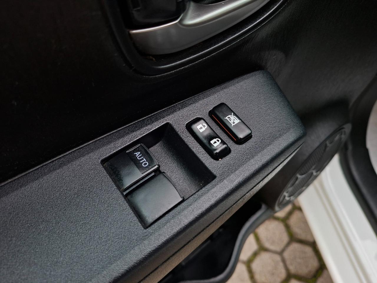 Toyota Yaris 1.0 Lounge *UNICO PROPRIETARIO*