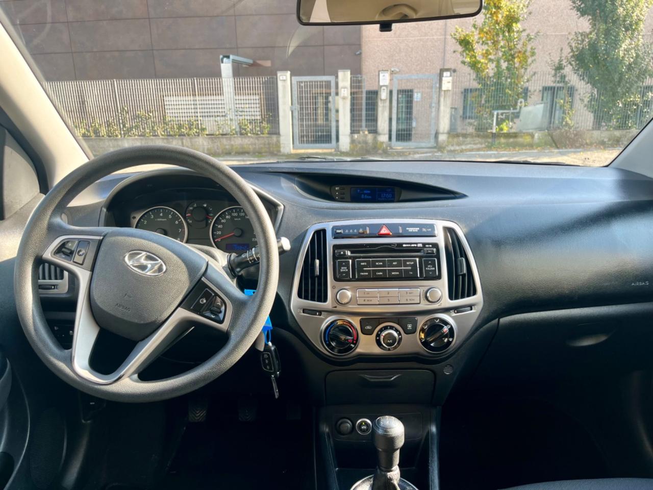 Hyundai i20 1.2GPL 2013 139.000km bombole revisionate fino all 2033