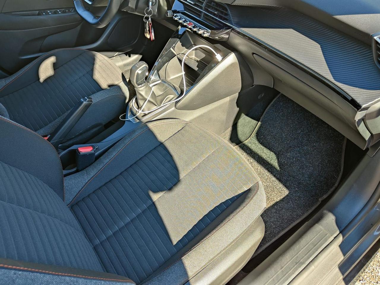 Peugeot 208 Active 1.2 PureTech 75 #9944