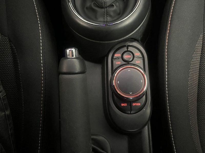 MINI Mini 5 porte Mini 5p 1.5 Cooper Hype auto