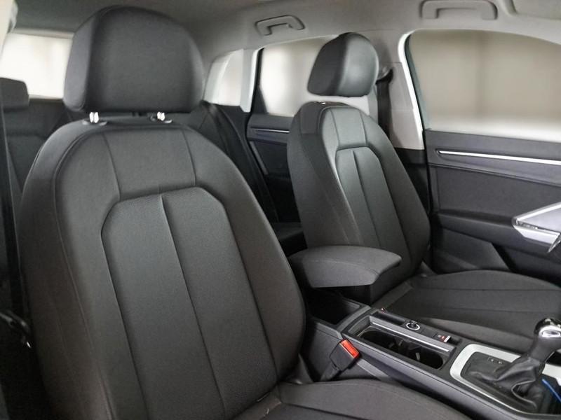 AUDI Q3 35 TFSI S tronic Business