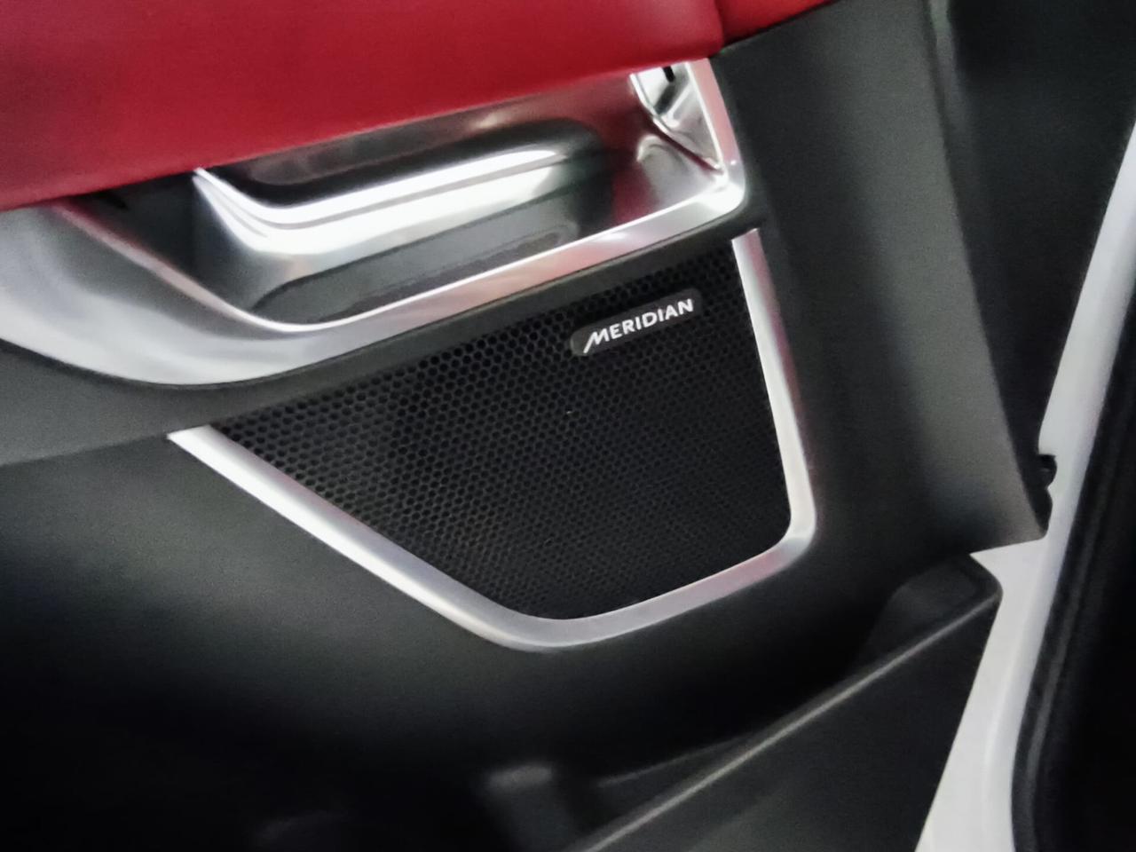 Jaguar E-Pace 2.0D 240 CV AWD aut. R-Dynamic HSE