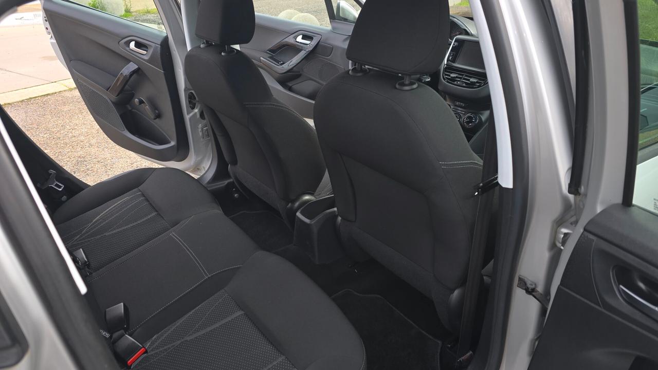 Peugeot 208 1.2 VTi 82 CV 5 porte Active