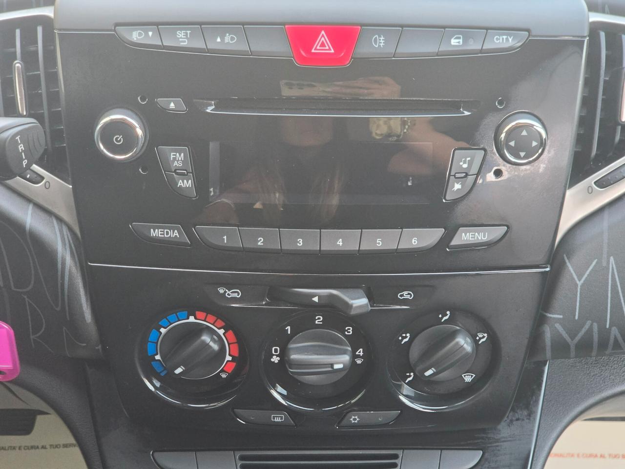 Lancia Ypsilon Paris 1.2 benzina 70cv