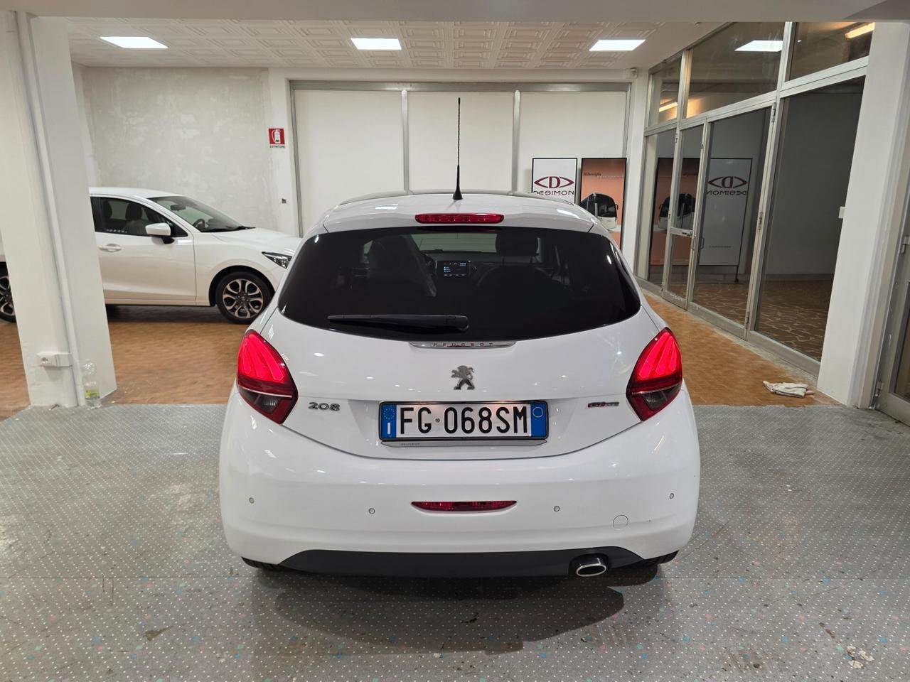 Peugeot 208 BlueHDi 100 5 porte GT Line
