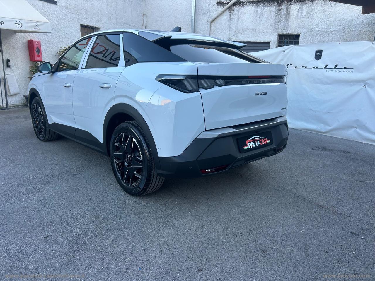 PEUGEOT 3008 Hybrid 145 e-DCS6 Allure KM/0