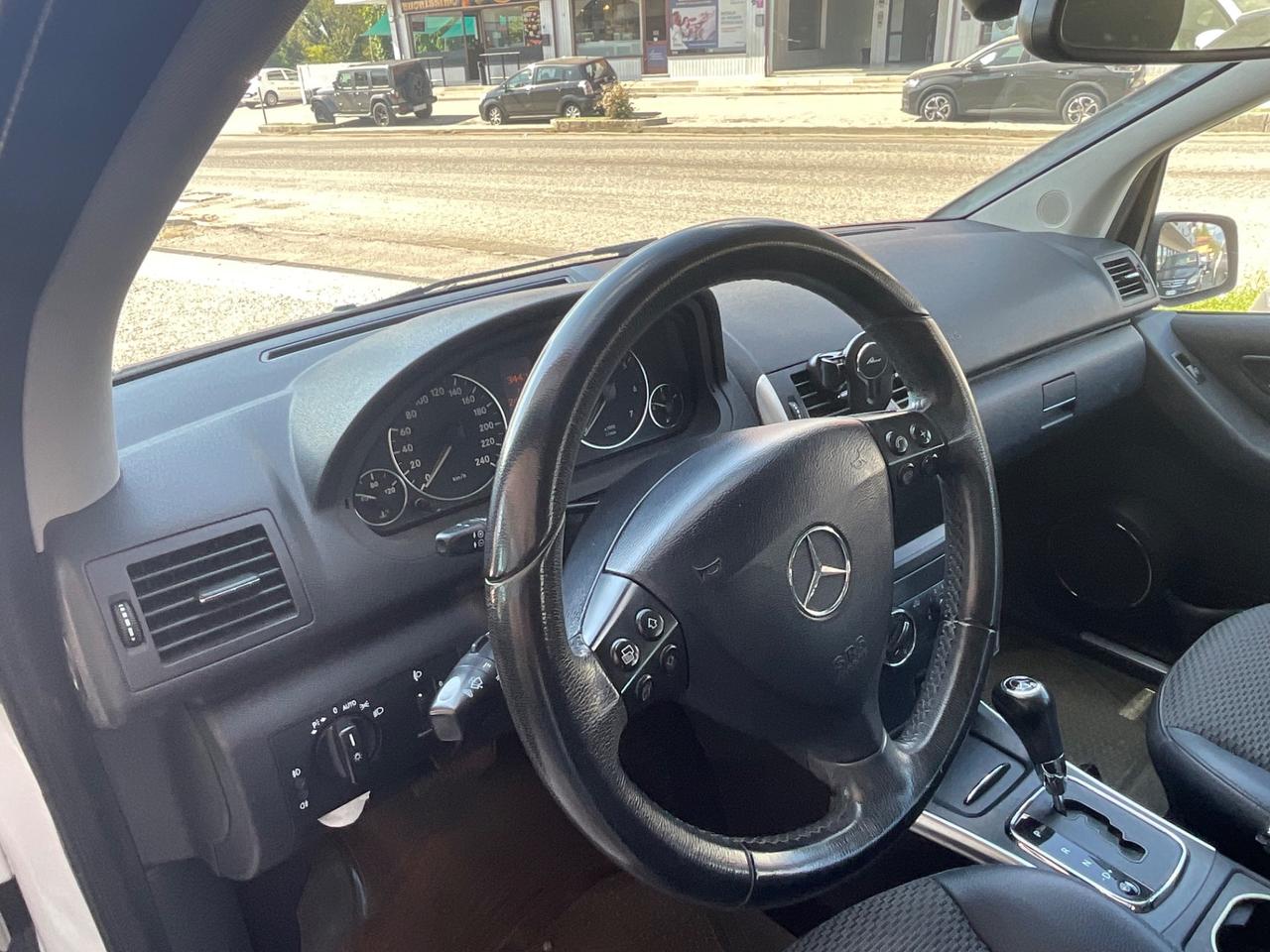 Mercedes-benz A 160 AUTOMATIC Avantgarde