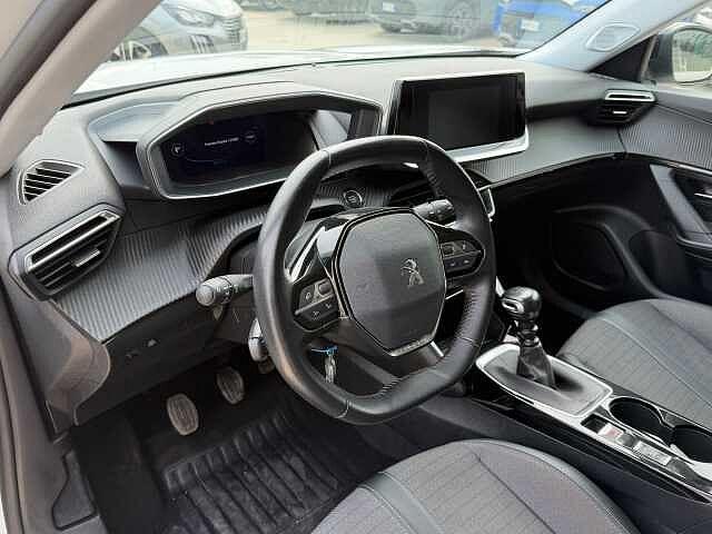 Peugeot 2008 PureTech 130 S&S Allure Pack