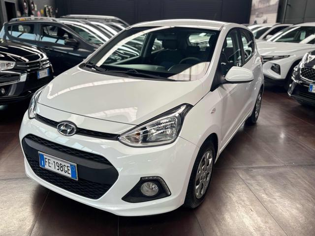 HYUNDAI i10 1.0 MPI Login A/T