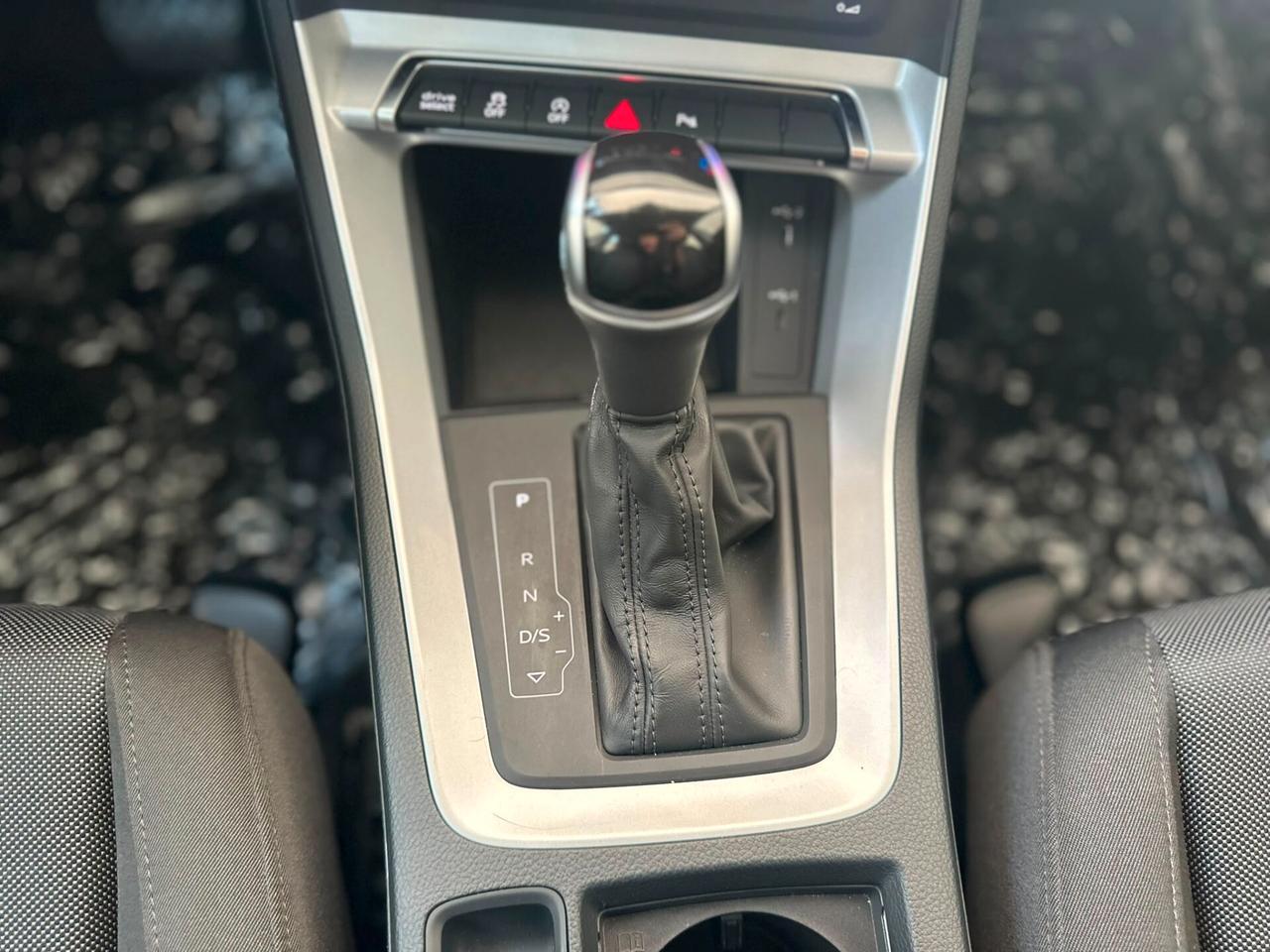 Audi Q3 35 TDI S tronic Business Advanced