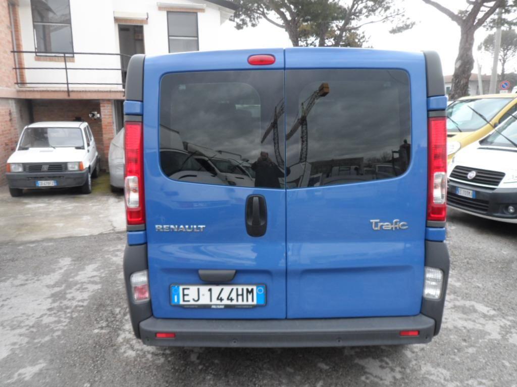 RENAULT TRAFIC 2,0 DCI 115 CV 6 POSTI N1 AUTOCARRO , Blu