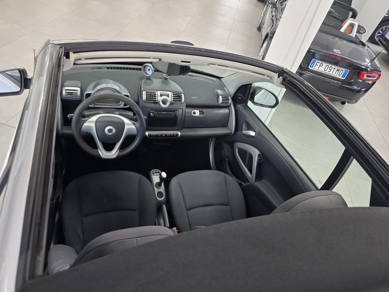 Smart ForTwo Cabrio 1.0 B 71cv 2009 neopatentati