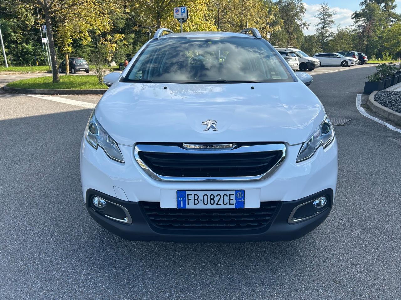 Peugeot 2008 PureTech 82 Allure *Neo patentati *