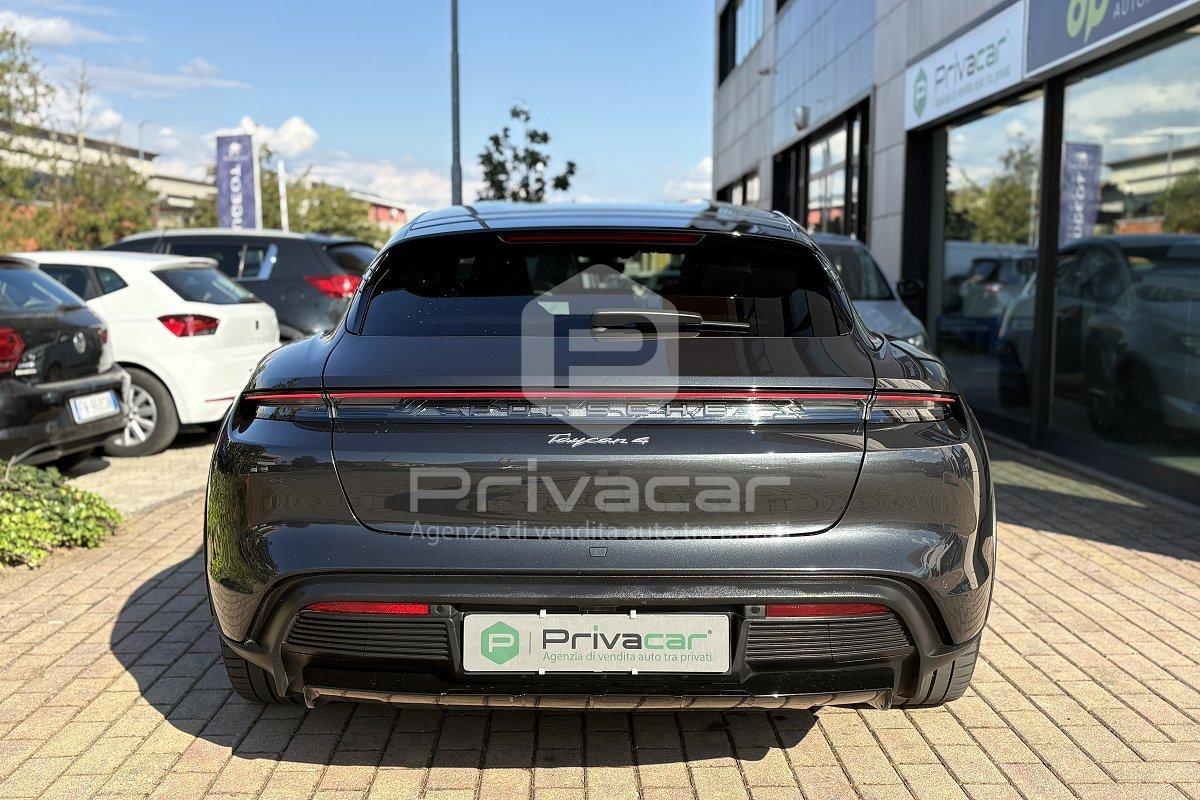 PORSCHE Taycan 4 Cross Turismo