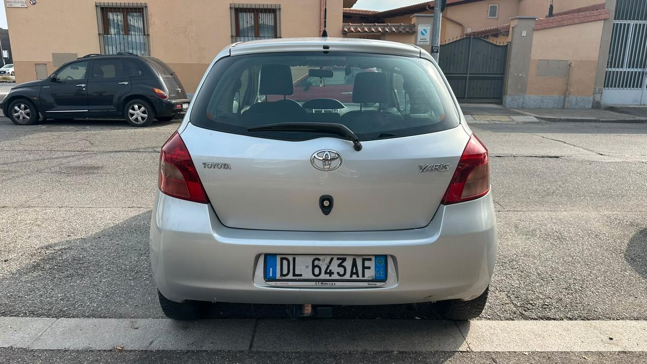 Toyota Yaris 1.4 D-4D 3 porte M-MT Navi