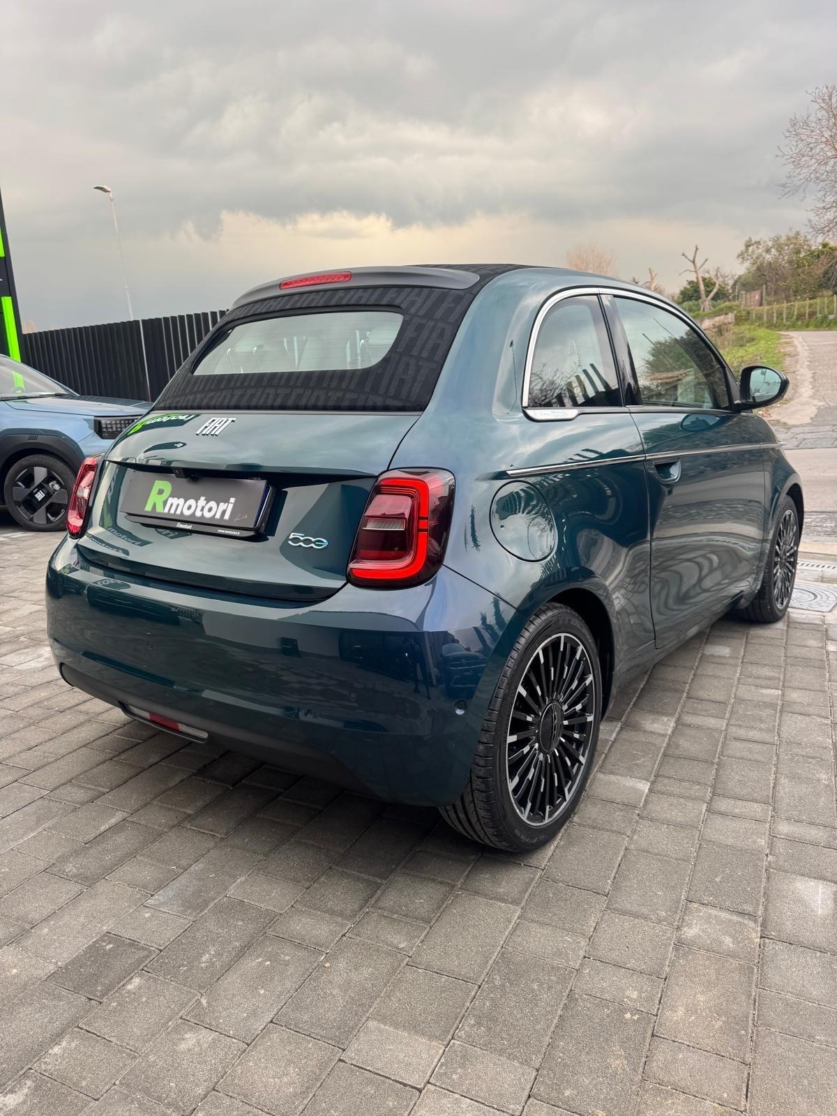 Fiat 500 500e Cabrio 42 kWh La Prima