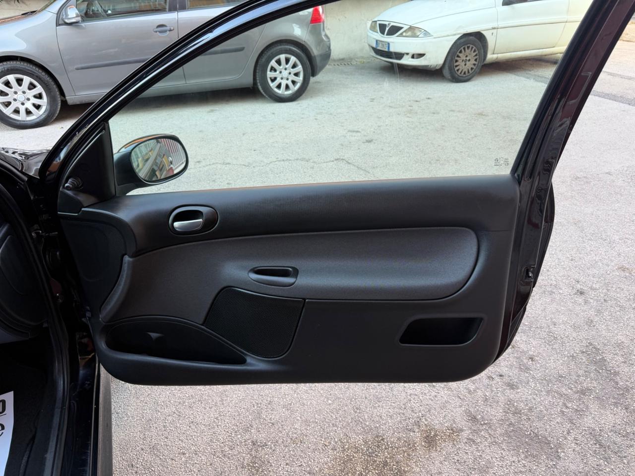 Peugeot 206 Plus 1.1 60CV 3p. X Line