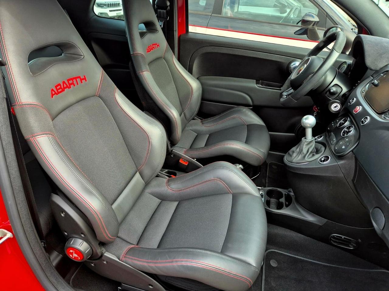 Abarth 695 1.4 Turbo T-Jet 180 CV Competizione