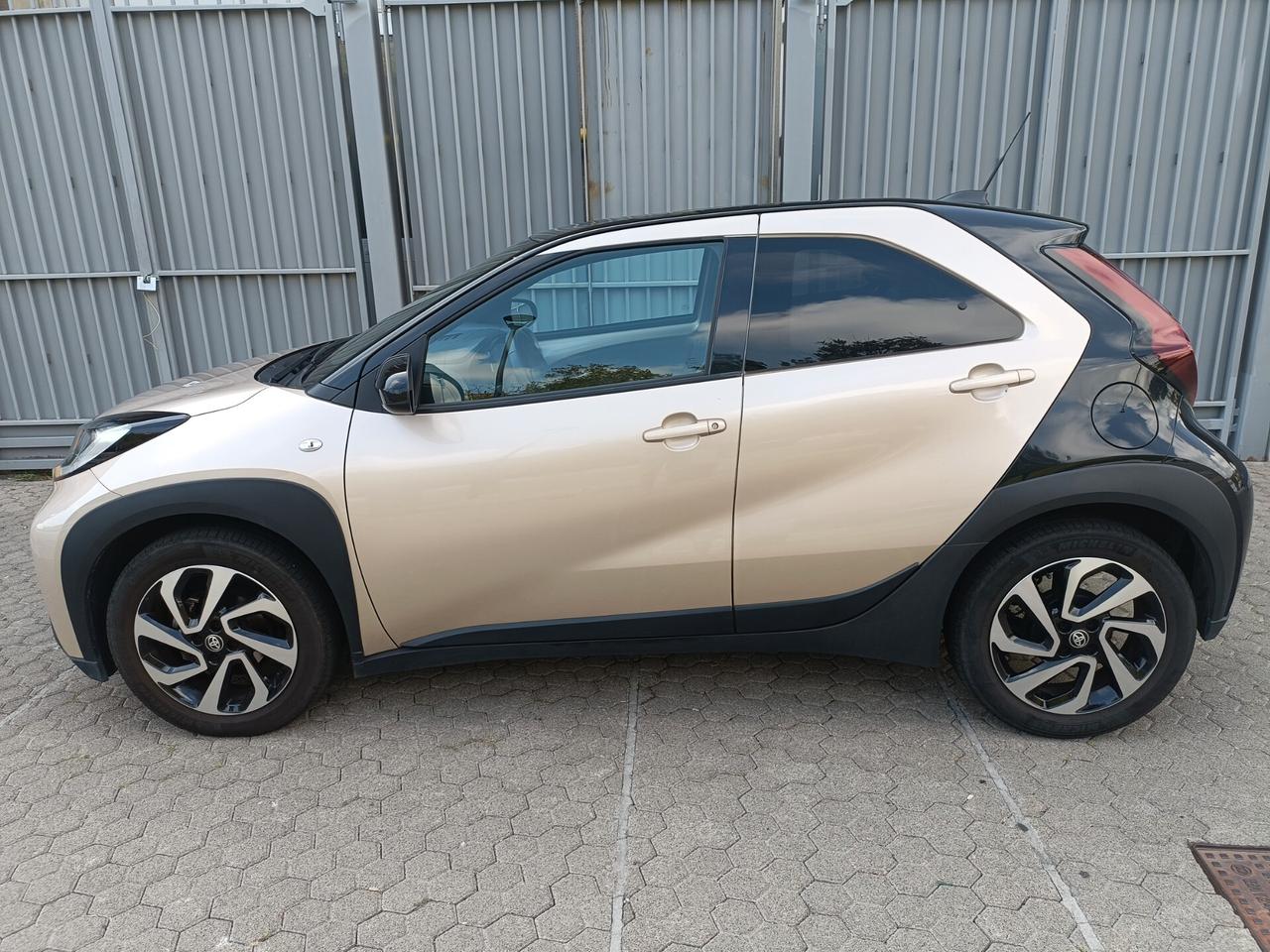 Toyota Aygo X 1.0 VVT-i 72 CV 5 porte Trend