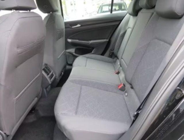 VOLKSWAGEN Golf 1.0 TSI EVO Life Business in PROMO