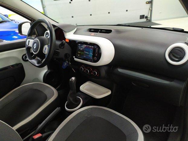 RENAULT Twingo SCe EDC Lovely