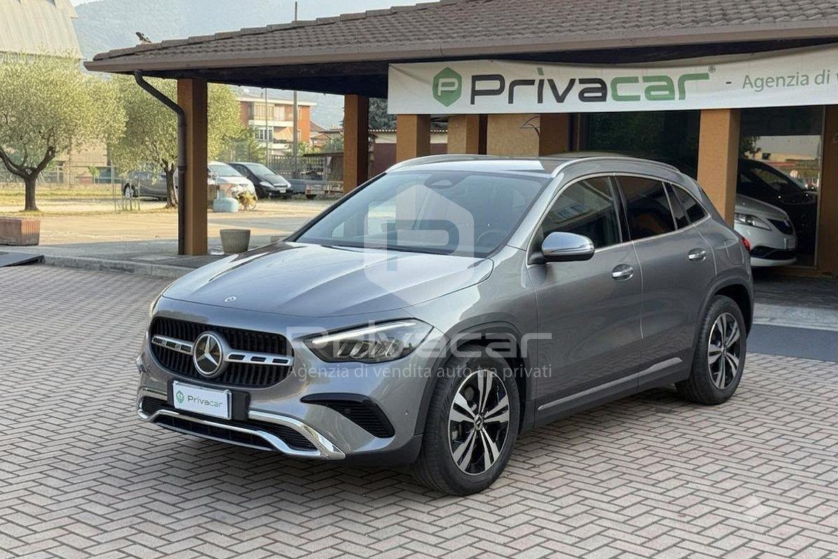 MERCEDES GLA 180 d Automatic Progressive Advanced