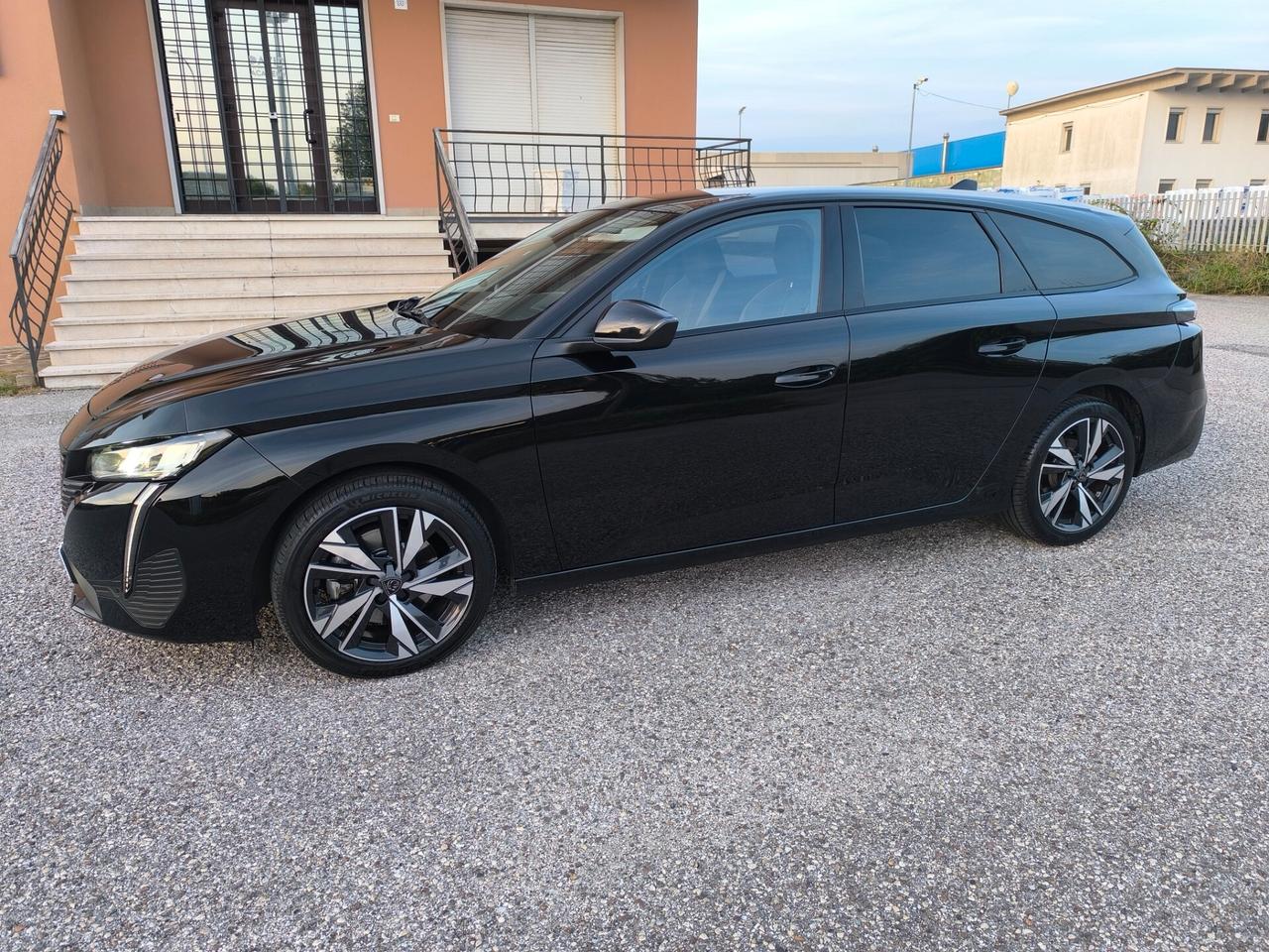 Peugeot 308 BlueHDi 130 S&S EAT8 SW Allure Pack