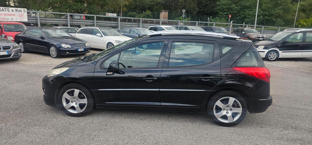 Peugeot 207 1.6 8V HDi 93CV SW Ciel Allure