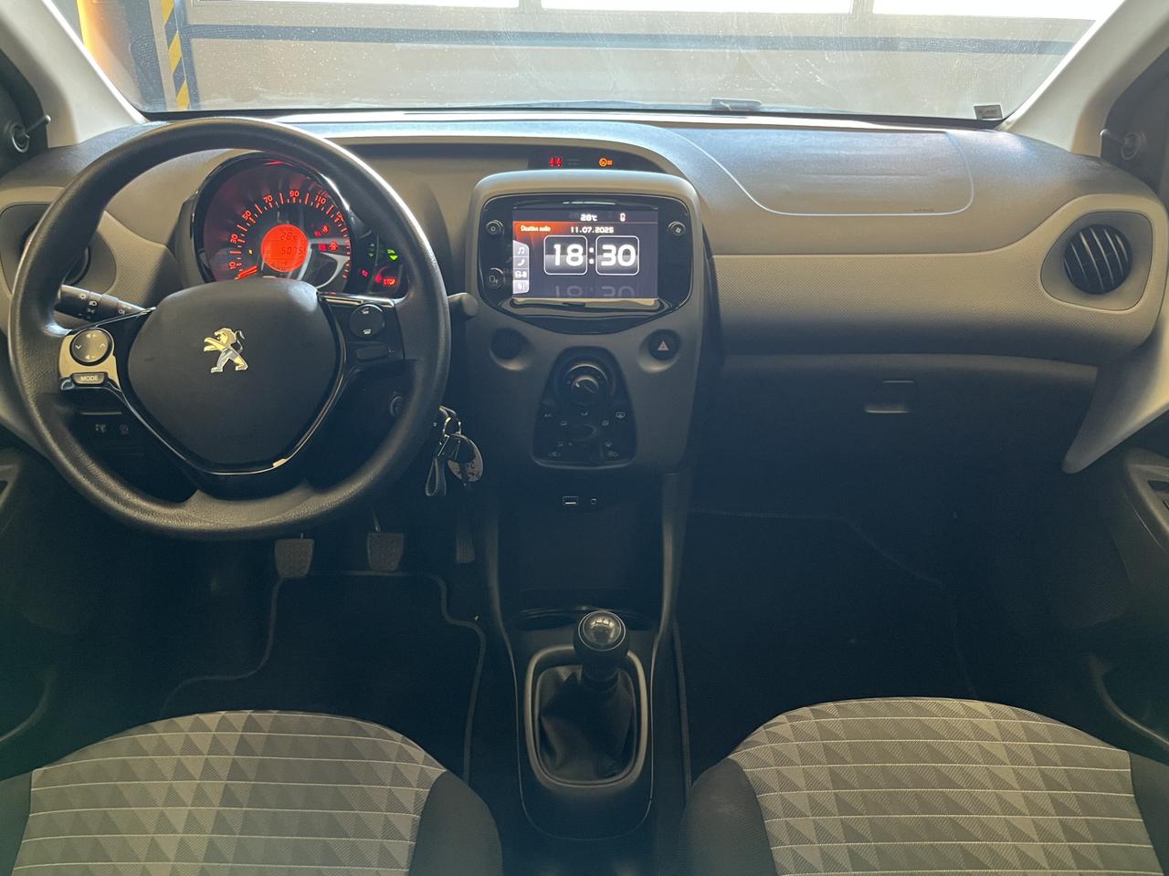 PEUGEOT 108 - 108 5p 1.0 vti Active s&s neopatentati